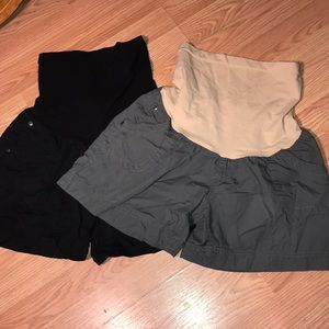 Motherhood maternity cargo shorts